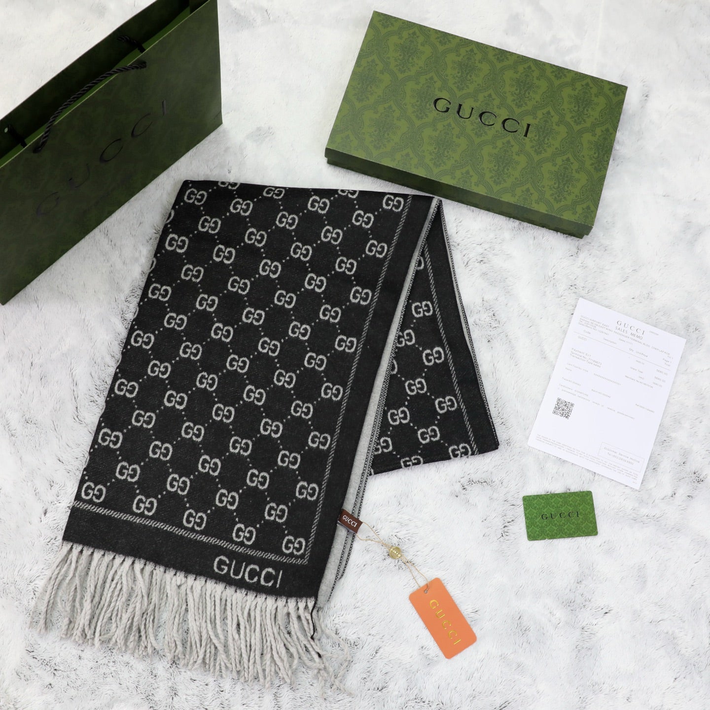 Gucci GG Monogram Scarf – Noir/Gris
