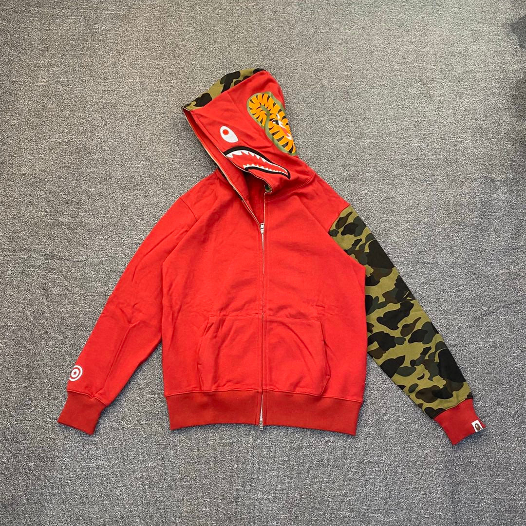 BAPE Shark Full-Zip Hoodie – Rouge / Camo Vert