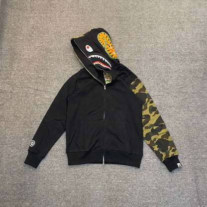BAPE Shark Full-Zip Hoodie – Noir / Camo Vert